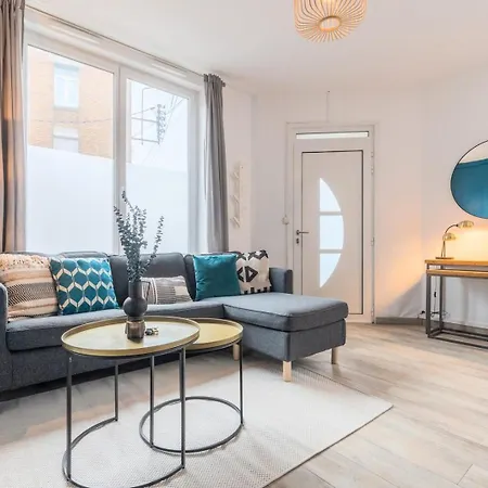 - Deux Pieces Equipe * La Madeleine (Nord)