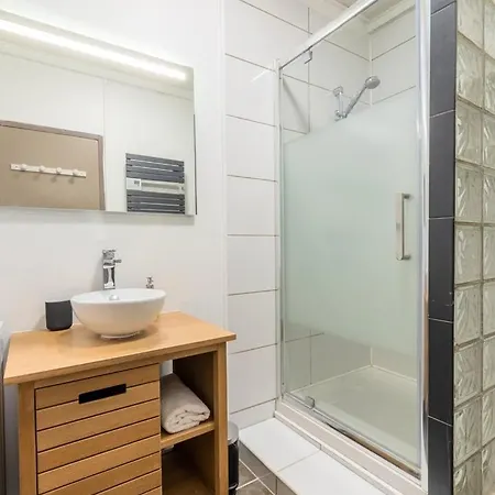 - Deux Pièces équipé Apartamento La Madeleine (Nord)