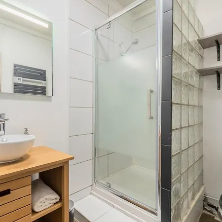 Apartamento - Deux Pièces équipé *