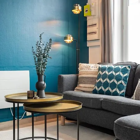 - Deux Pièces équipé