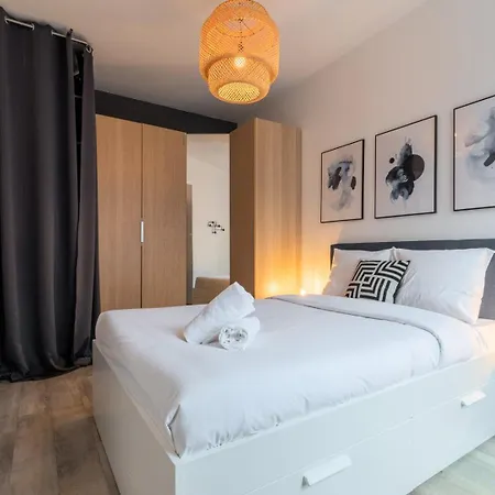 - Deux Pièces équipé *